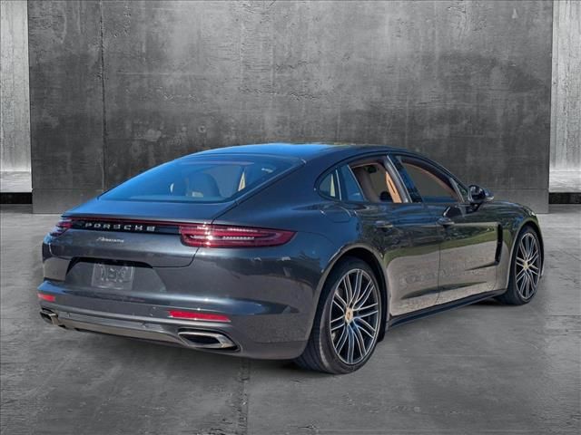 2018 Porsche Panamera Base