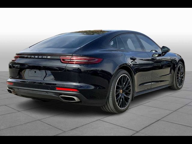 2018 Porsche Panamera Base