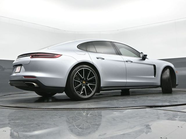 2018 Porsche Panamera Base