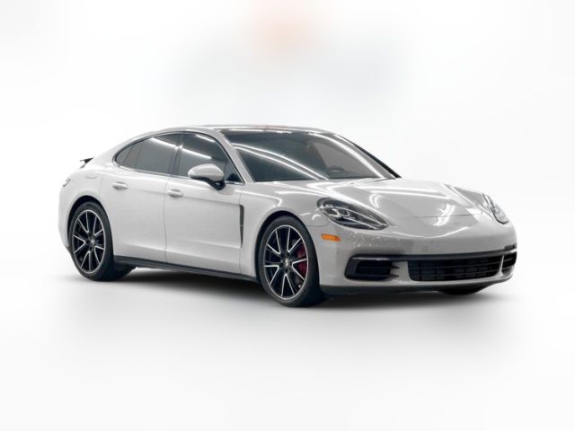 2018 Porsche Panamera Base