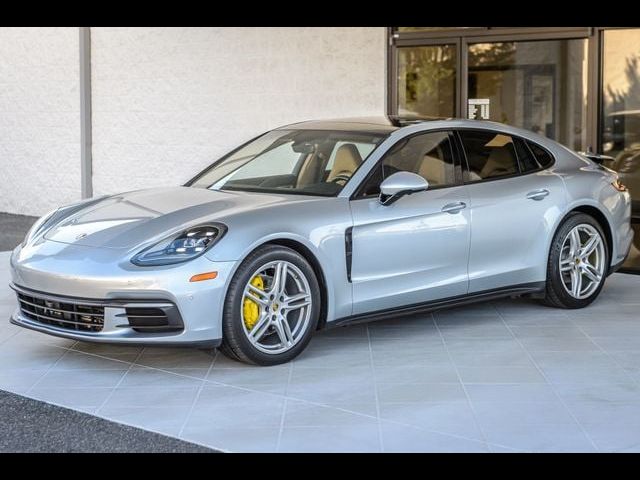 2018 Porsche Panamera