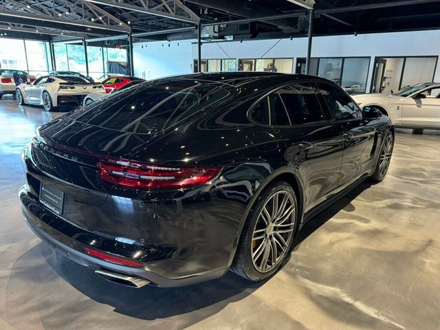 2018 Porsche Panamera Base
