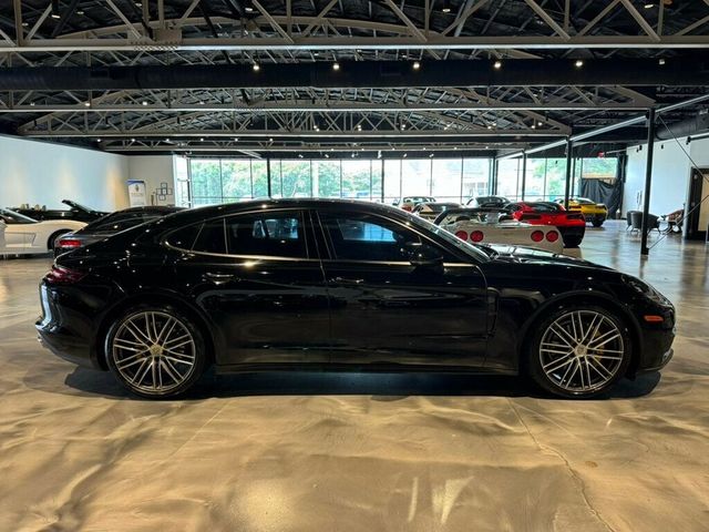 2018 Porsche Panamera Base
