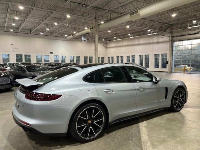 2018 Porsche Panamera Base