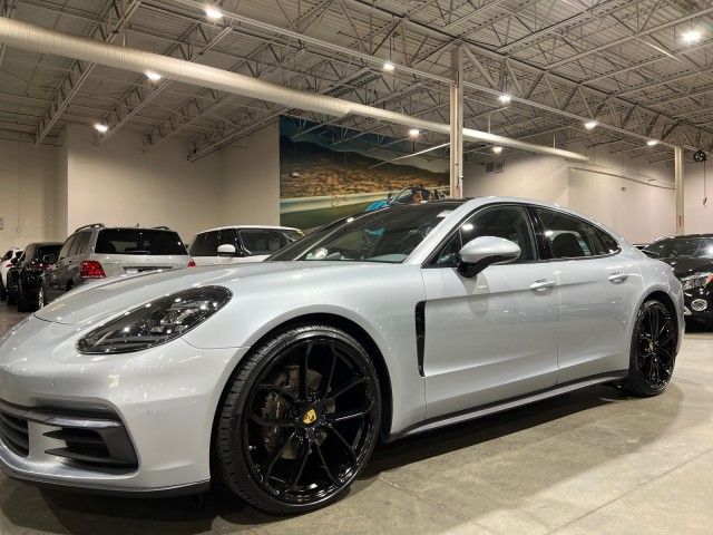 2018 Porsche Panamera Base