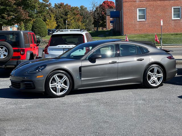 2018 Porsche Panamera Base