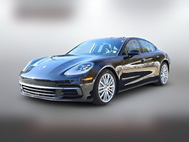 2018 Porsche Panamera 4