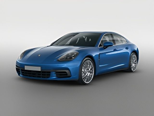 2018 Porsche Panamera 4