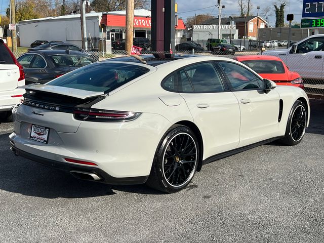 2018 Porsche Panamera Base