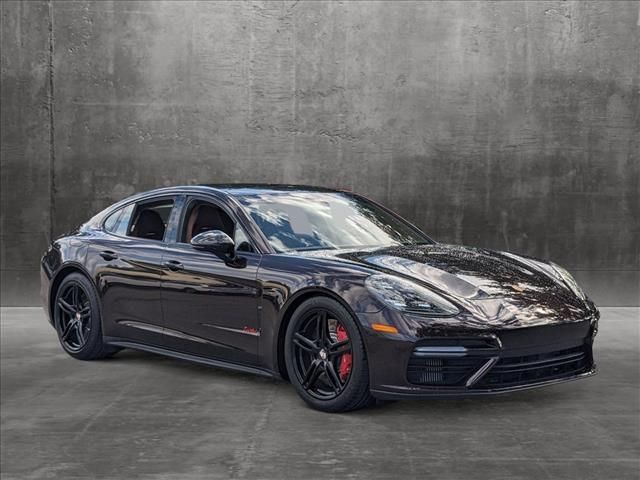 2018 Porsche Panamera Turbo