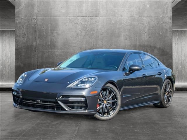 2018 Porsche Panamera Turbo