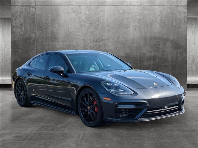 2018 Porsche Panamera Turbo