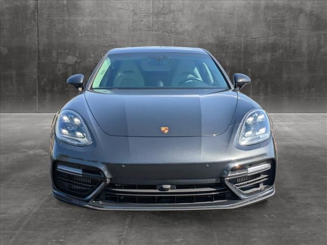 2018 Porsche Panamera Turbo