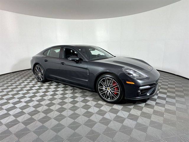 2018 Porsche Panamera Turbo