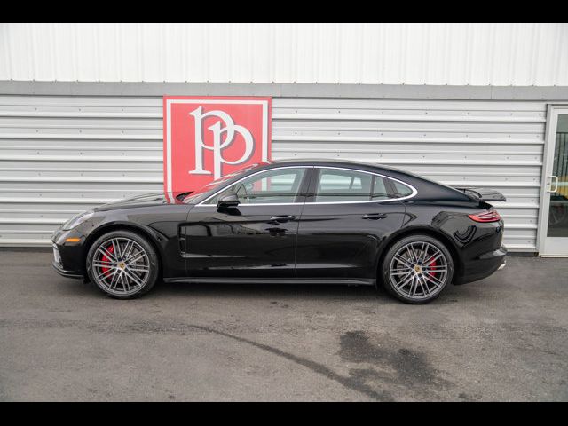 2018 Porsche Panamera Turbo