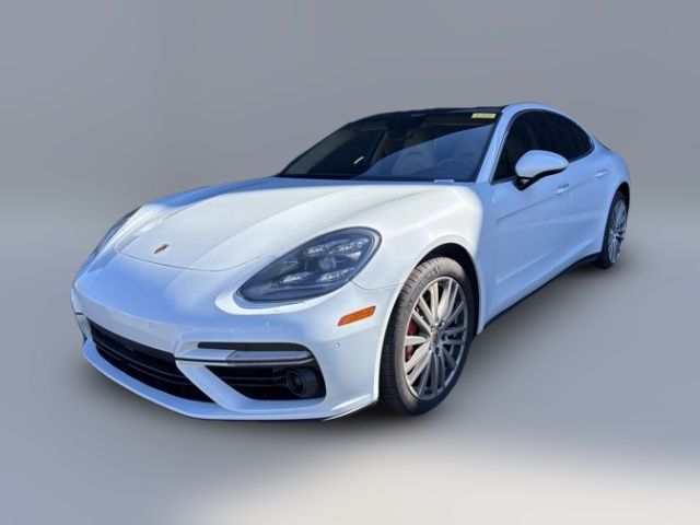 2018 Porsche Panamera Turbo