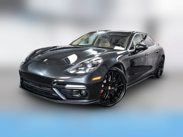 2018 Porsche Panamera Turbo