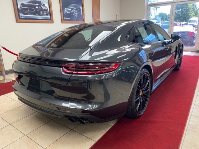 2018 Porsche Panamera Turbo