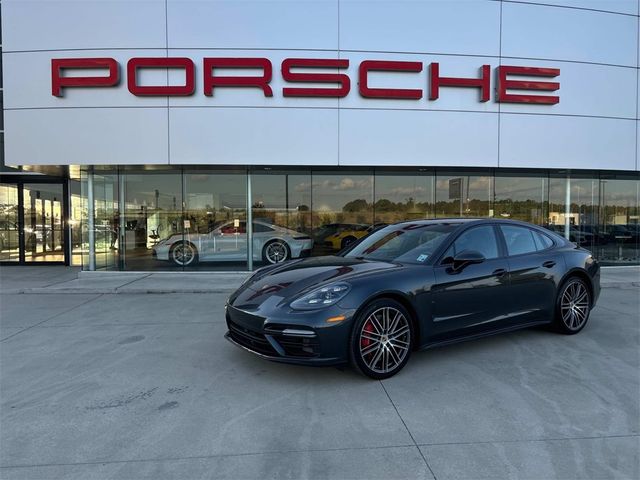 2018 Porsche Panamera Turbo