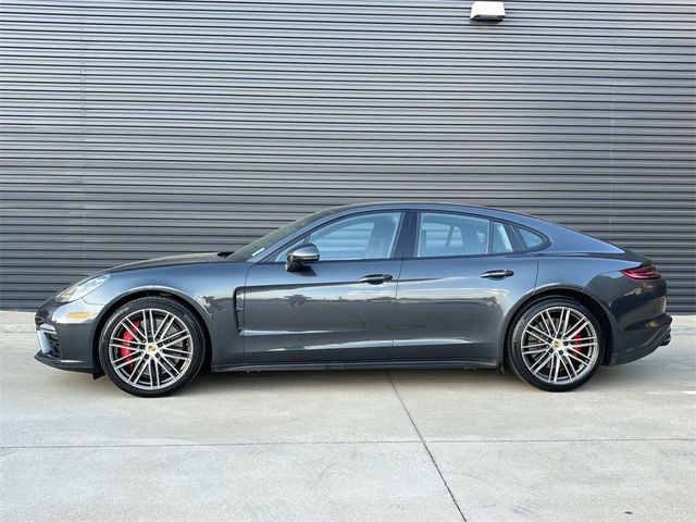 2018 Porsche Panamera Turbo