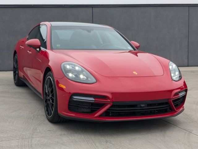 2018 Porsche Panamera Turbo