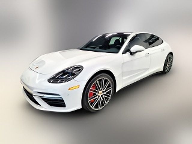 2018 Porsche Panamera Turbo