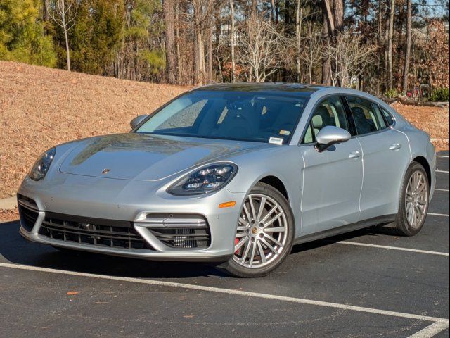 2018 Porsche Panamera Turbo