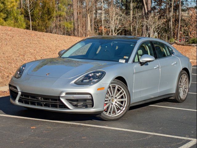 2018 Porsche Panamera Turbo