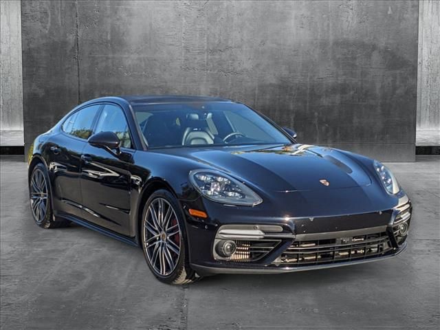 2018 Porsche Panamera Turbo