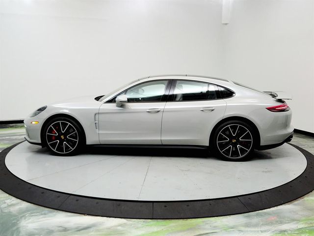 2018 Porsche Panamera Turbo