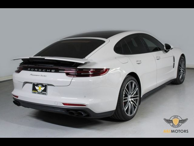 2018 Porsche Panamera Turbo