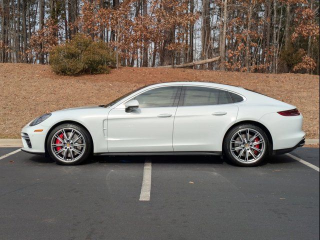 2018 Porsche Panamera Turbo