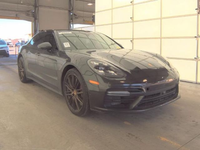 2018 Porsche Panamera Turbo