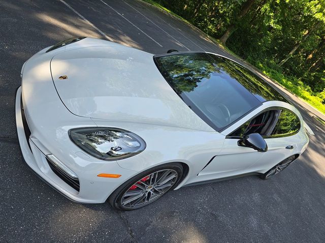 2018 Porsche Panamera Turbo