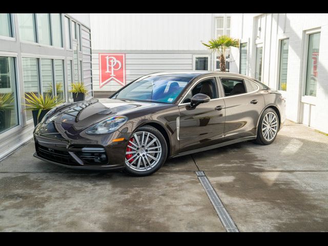 2018 Porsche Panamera Turbo Executive