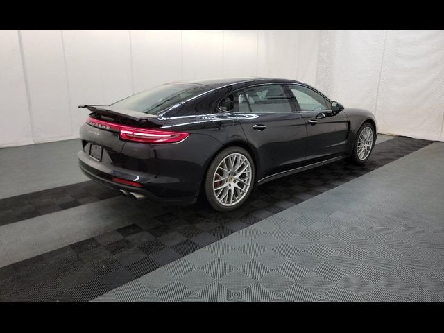 2018 Porsche Panamera Turbo Executive