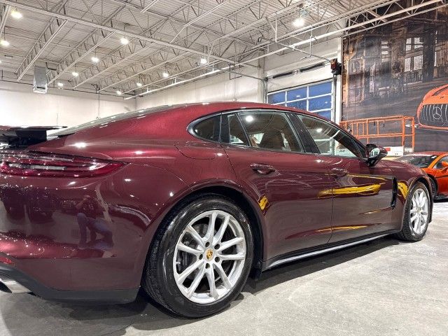 2018 Porsche Panamera 4