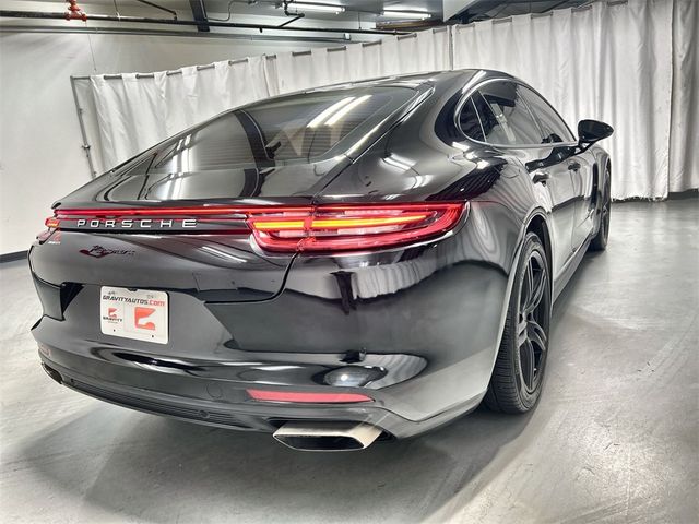 2018 Porsche Panamera E-Hybrid 4