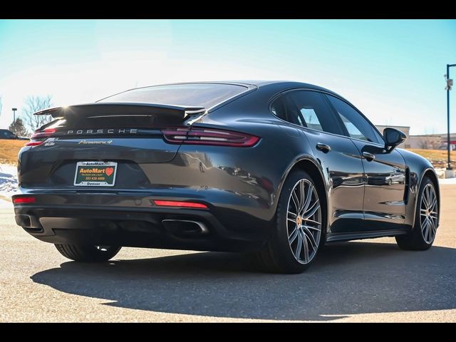 2018 Porsche Panamera E-Hybrid 4