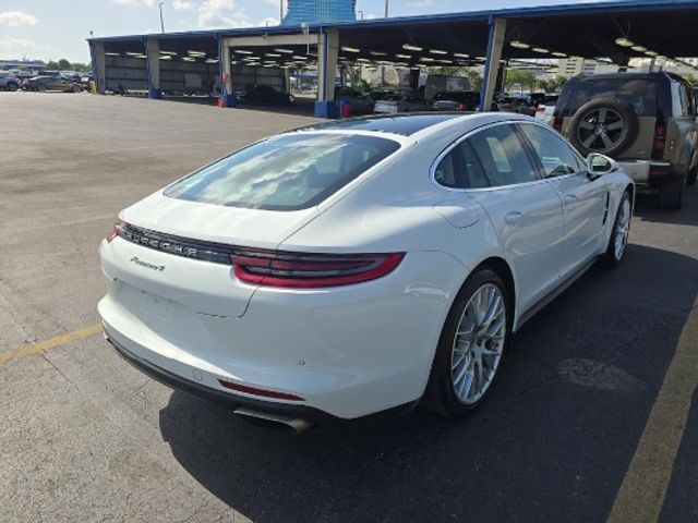 2018 Porsche Panamera E-Hybrid 4