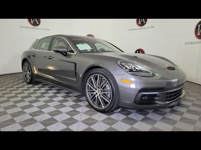 2018 Porsche Panamera 4