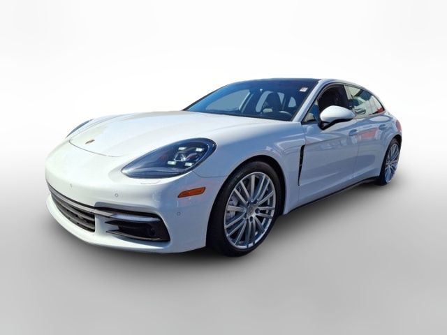 2018 Porsche Panamera 4