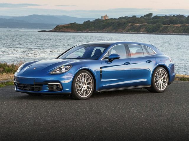 2018 Porsche Panamera 4