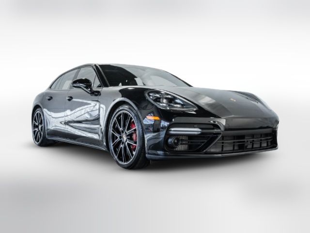 2018 Porsche Panamera Turbo