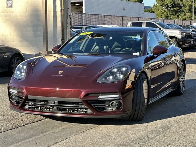 2018 Porsche Panamera Turbo