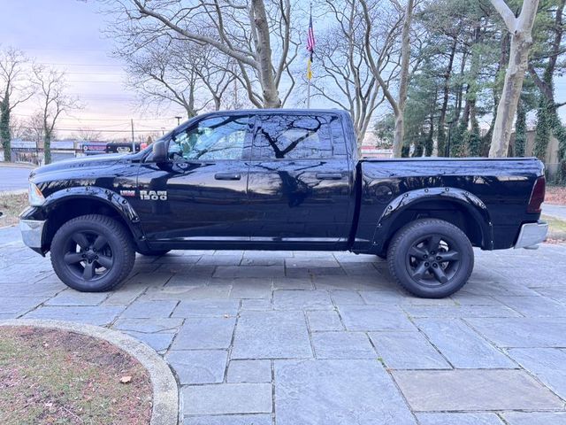 2018 Ram 1500 SLT