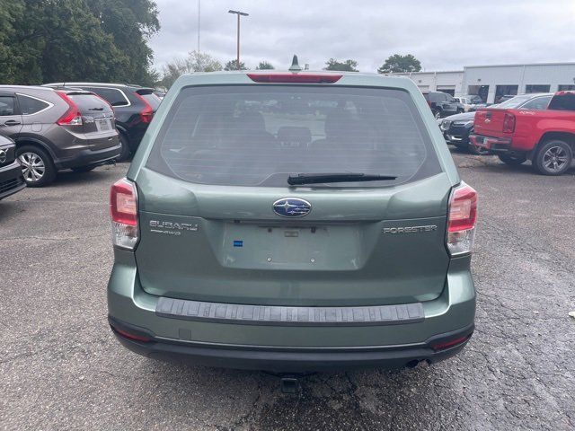 2018 Subaru Forester Base