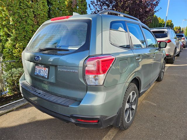 2018 Subaru Forester Base