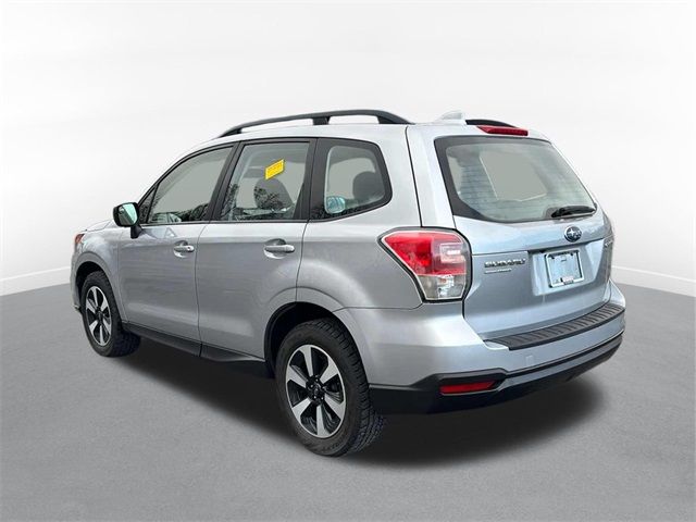 2018 Subaru Forester Base