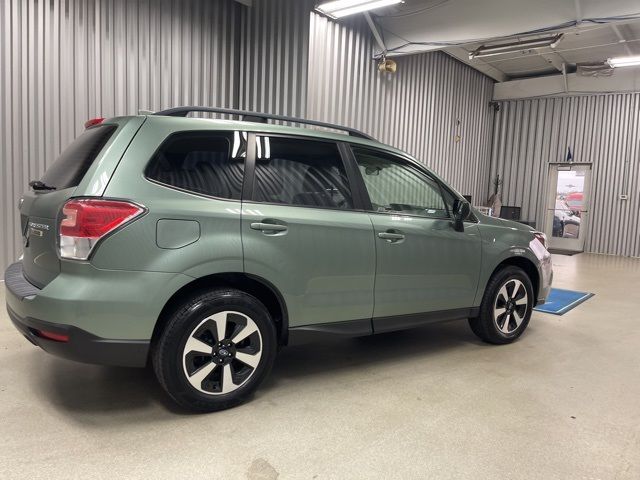 2018 Subaru Forester Base